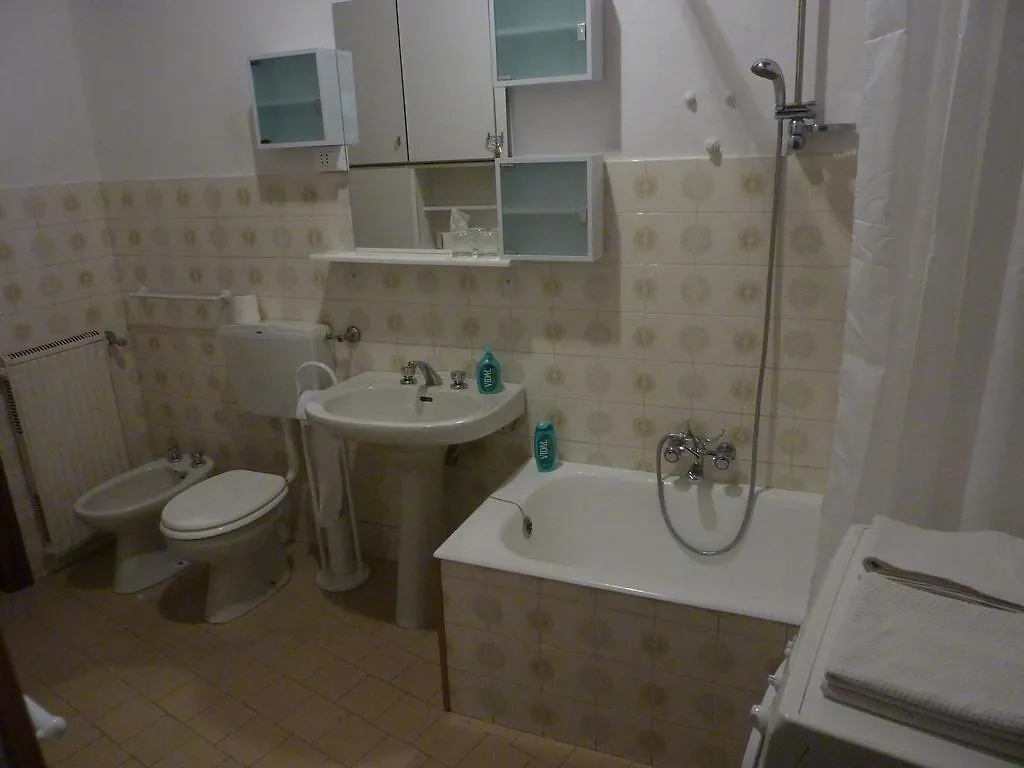Feriehus Casa Vacanze Via Genova Hotel La Spezia Italien
